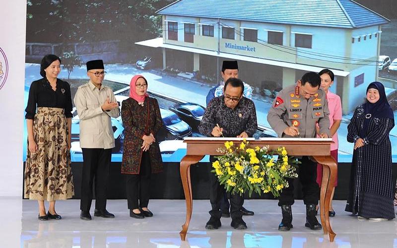 Pemerintah Dorong Sekolah Unggulan, Menko PMK Tegaskan Pendidikan Bermutu Adalah Hak Setiap Anak