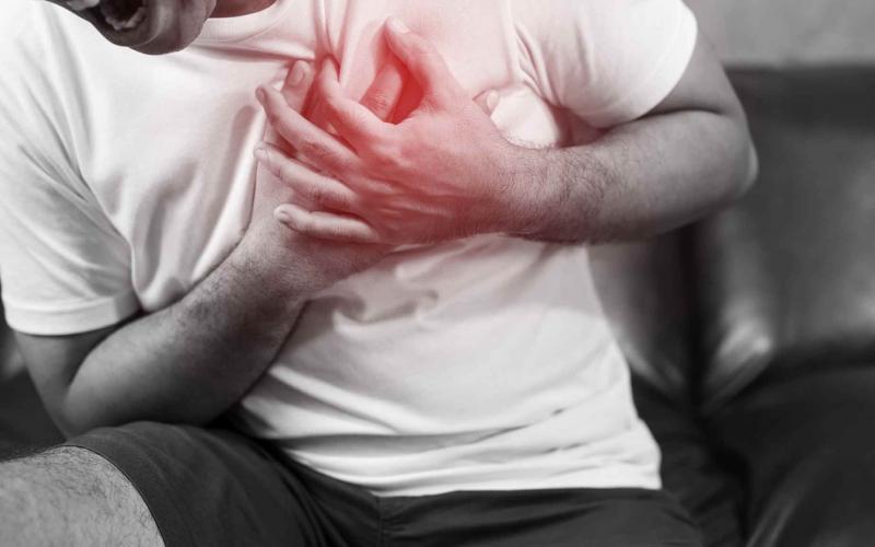 Sering Nyeri Dada Tak Selalu Karena Jantung, Cek Penyebab Pastinya di Chest Pain Unit