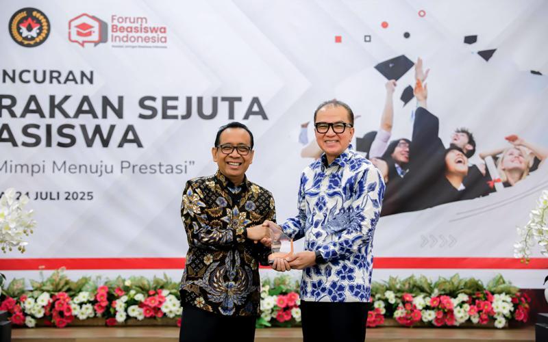 Menko PMK: The Gifted and The Talented Harus Diselamatkan Lewat Akses Pendidikan