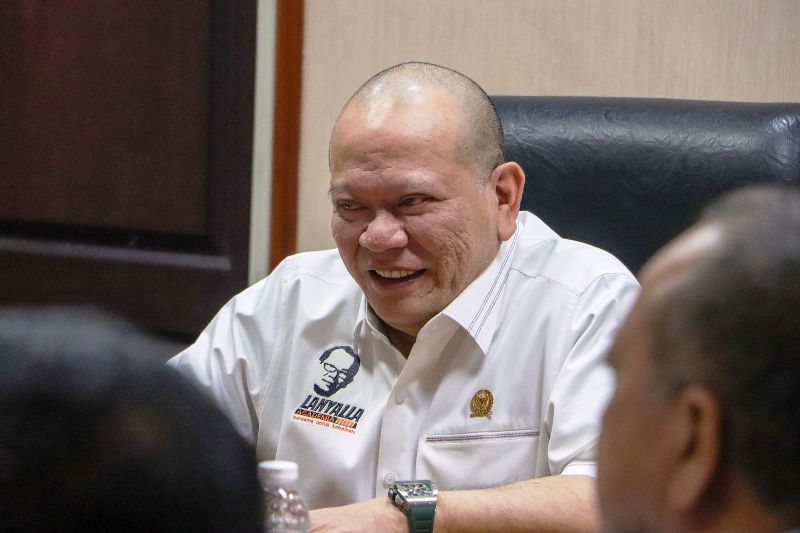 LaNyalla Puji Stabilitas Ekonomi Jawa Timur: Kolaborasi Pemerintah dan Dunia Usaha Patut Dicontoh