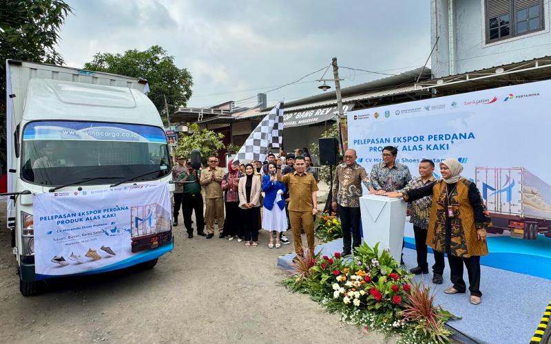 Sepatu Lokal Mojokerto Tembus Pasar Global, Gandeng Ratusan Perajin