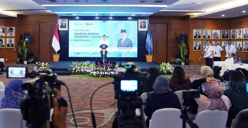 Surplus Dagang Semester I Tembus USD 19,48 Miliar, Ekspor RI Tumbuh Solid di Tengah Tantangan Global