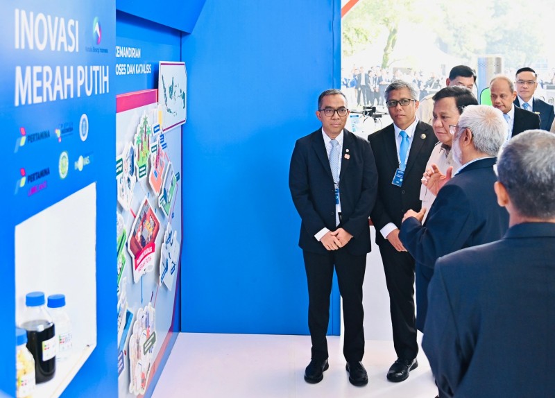 Presiden Prabowo Tinjau Inovasi Teknologi Karya Anak Bangsa di KSTI 2025