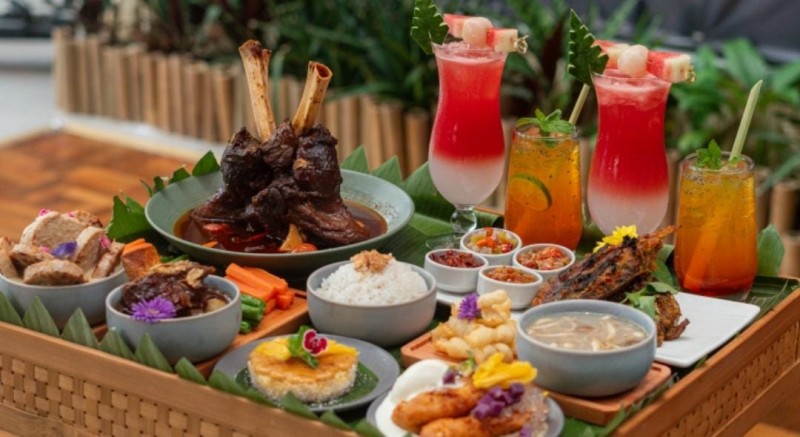 Harris Puri Mansion & ABC Foodservice Suguhkan “Rijsttafel Colonial Heritage Cuisine” di Bulan Kemerdekaan