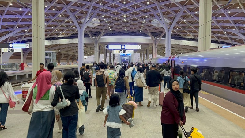 Diskon Rp45 Ribu Tiket Whoosh di HUT ke-80 RI