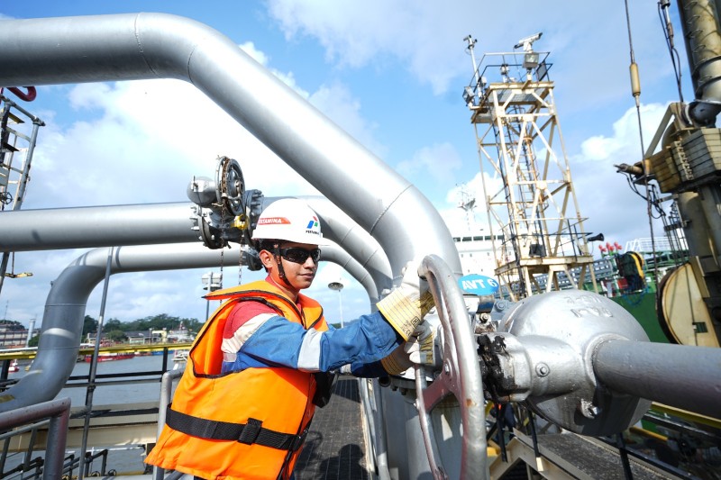 Pertamina Produksi Bahan Bakar Pesawat dari Minyak Jelantah di HUT ke-80 RI