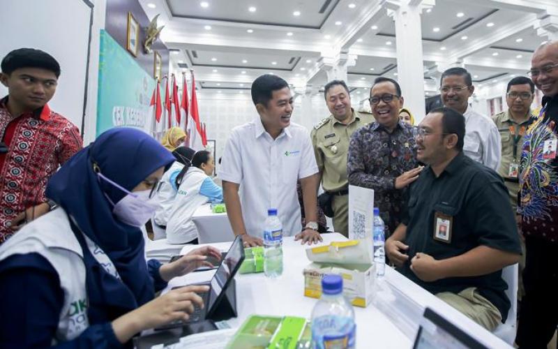 Menko PMK Pratikno Dorong PKG di Kantor untuk Efisiensi dan Pencegahan Penyakit