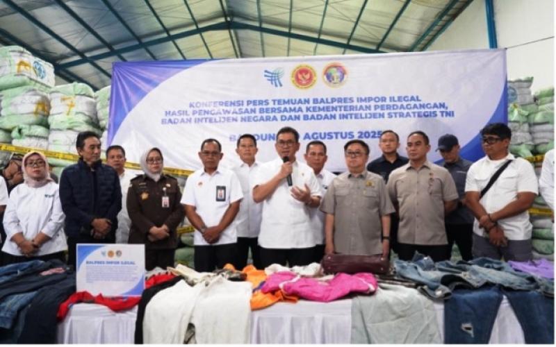 Sinergi Pemerintah Lindungi Konsumen dan Industri Tekstil, Amankan Impor Ilegal Senilai Rp112,35 Miliar