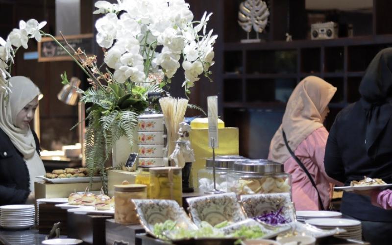 Hanya Rp88.000/Pax, Sotis Hotel Falatehan Hadirkan Buffet MALABAR Lengkap dengan Hiburan