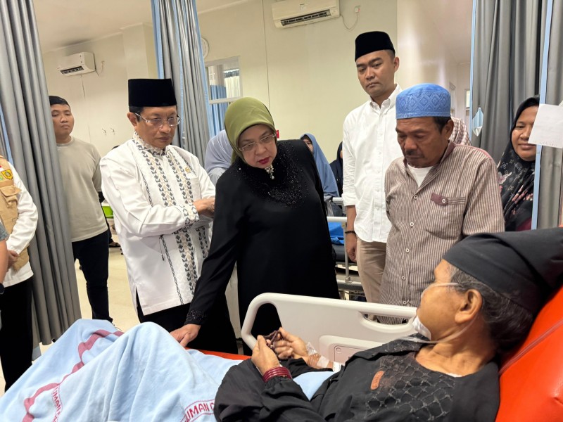 Bangunan Majelis Taklim Ambruk di Bogor, Menag Jenguk Korban di RS PMI dan RSUD