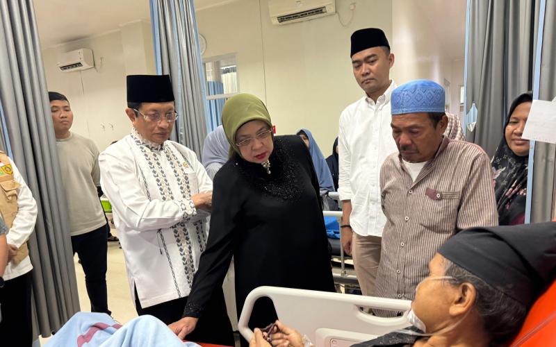 Bangunan Majelis Taklim Ambruk di Bogor, Menag Jenguk Korban di RS PMI dan RSUD