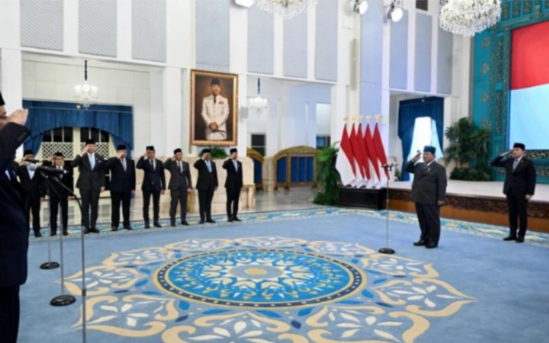 Presiden Prabowo Lantik Empat Menteri dan Satu Wakil Menteri Baru Kabinet Merah Putih