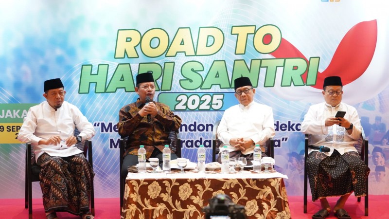 Hari Santri 2025 Dimulai di Tebuireng, Jombang: Santri Gelar Aksi Pohon hingga Program Gizi Gratis