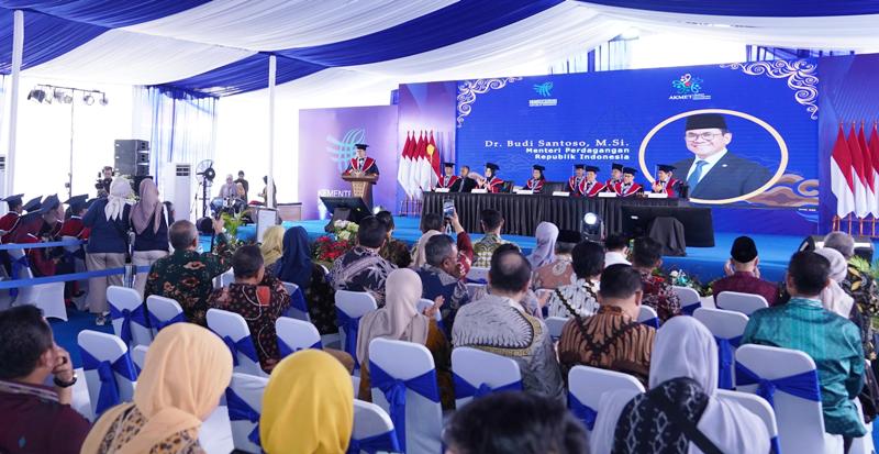 Mendag Busan Dorong Lulusan Akademi Metrologi Jadi Wirausahawan Tangguh