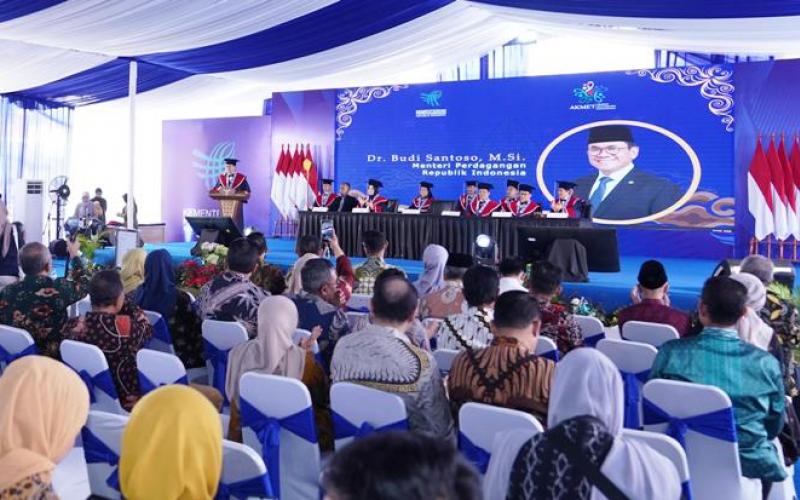 Mendag Busan Dorong Lulusan Akademi Metrologi Jadi Wirausahawan Tangguh