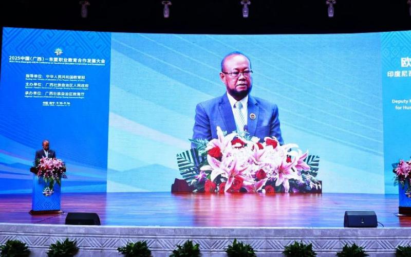 Kemenko PMK Dorong Integrasi AI dalam Pendidikan Vokasi di China–ASEAN Forum 2025