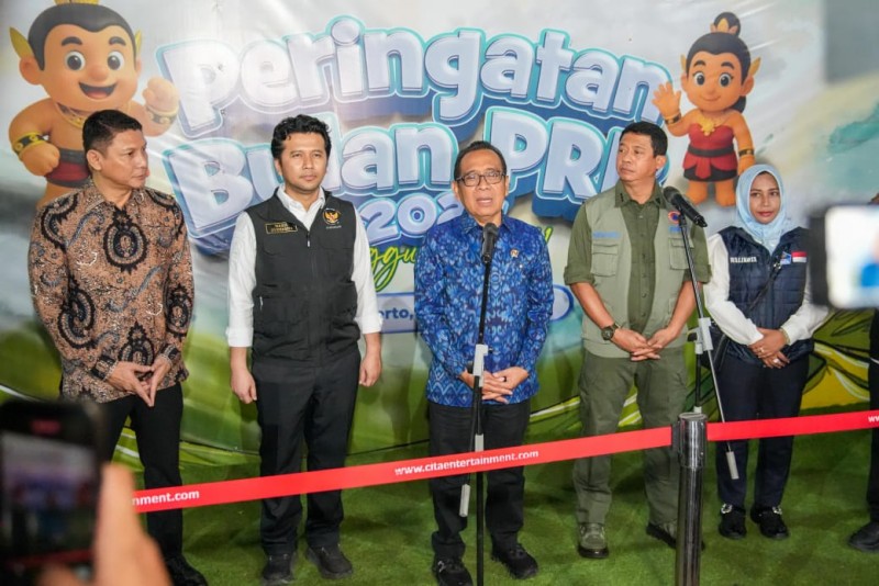 Malam PRB 2025 di Mojokerto: Menko PMK Tekankan Sinergi Lawan Bencana