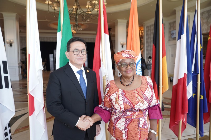 Mendag Busan dan Dirjen WTO Bahas Reformasi Multilateral, Tegaskan Komitmen Indonesia terhadap Perdagangan yang Inklusif dan Berkeadilan