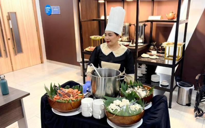 Gueridon Service Vasaka Hotel Jakarta: Sentuhan Personal yang Mengubah Makan Siang Jadi Pengalaman Istimewa