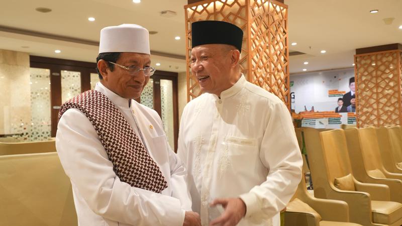 Serian bersama Menteri Agama usai rapat panitia Imlek Nasional 2026 