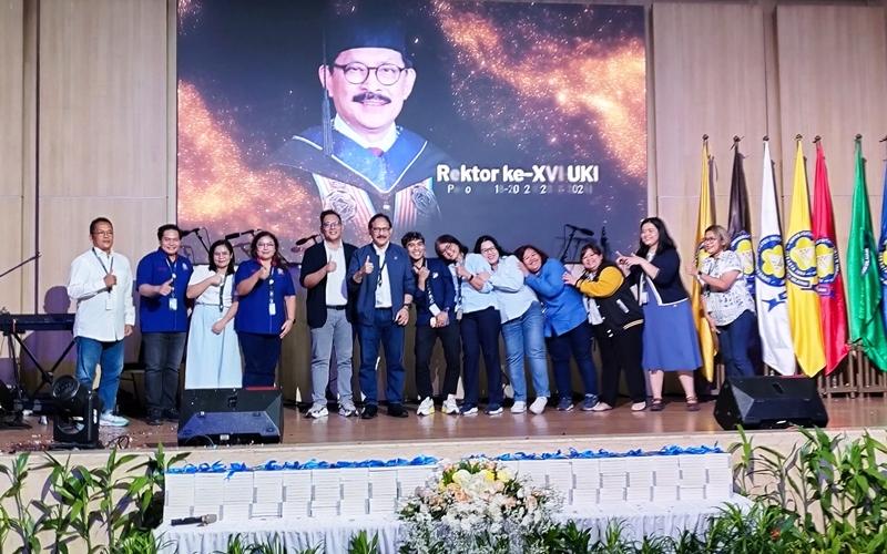 Suasana Haru dan Sukacita Warnai Acara “Thank You for Prof. Dhaniswara” di Auditorium GWS UKI