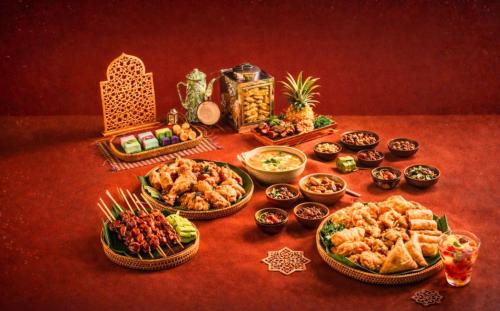 “A Wishful Ramadan” di ARTOTEL Cabin Bromo, Iftar Hangat dengan Panorama Sunset Gunung Bromo