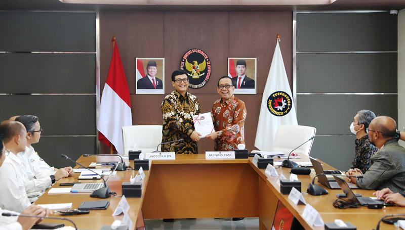 Komitmen Akuntabilitas, Kemenko PMK Terima LHP BPK dan Awali Pemeriksaan LK 2025