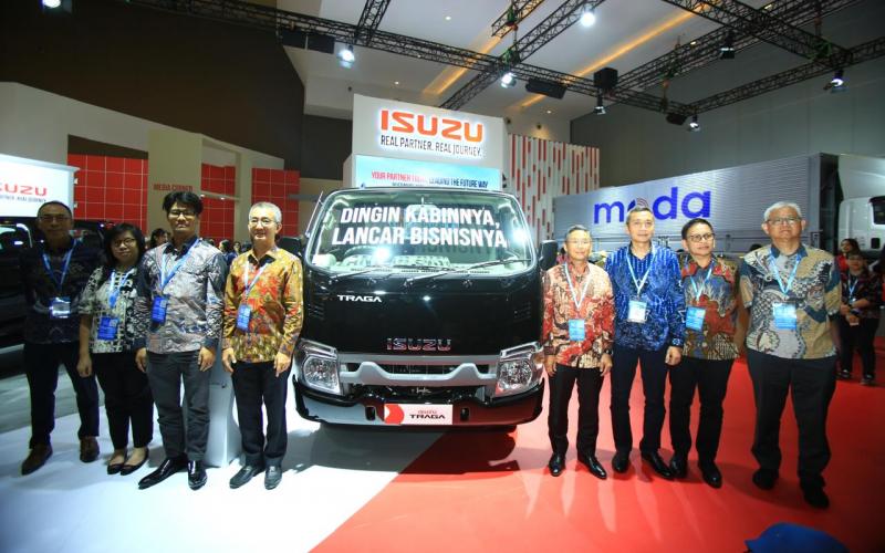 Isuzu Tampilkan Beragam Solusi Transportasi Inovatif Penuhi Kebutuhan Pelanggan di GIICOMVEC 2026