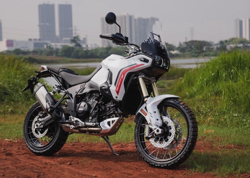 Ducati Indonesia Resmi Hadirkan DesertX V2 di Indonesia Lebih Tangguh dan Andal