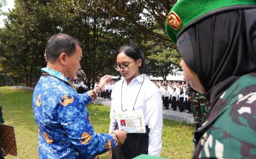 Bangun Karakter dan Disiplin, 2.760 Mahasiswa PNJ Ikuti Program Bela Negara Bersama Pusdikkes
