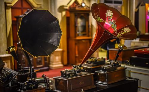Menyusuri Dunia Musik dari Masa ke Masa di Museum Musik Dunia Jatim Park 3