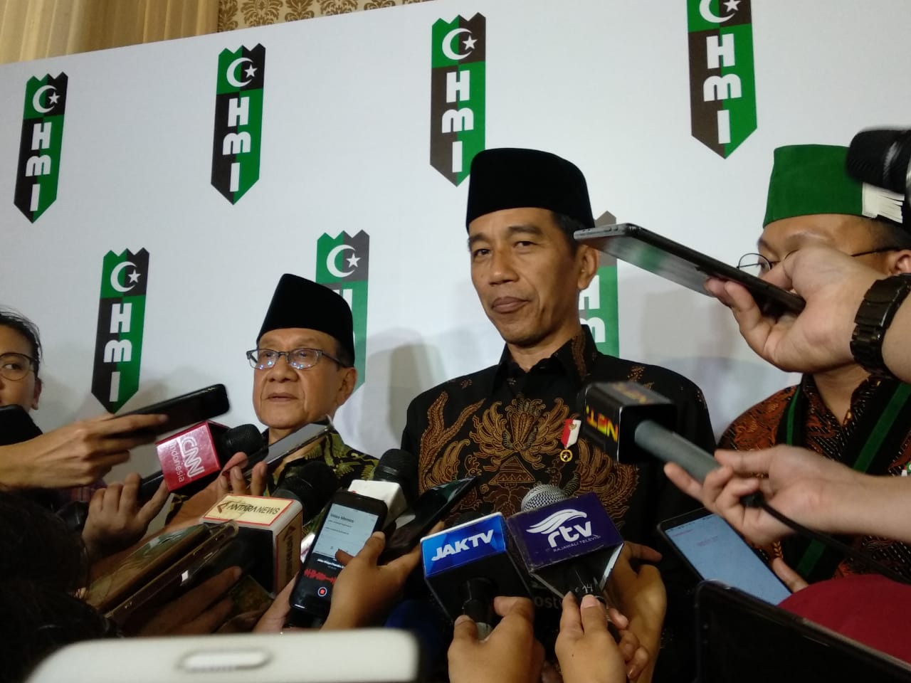 Akbar Tanjung: Banyak Warga KAHMI Dukung Jokowi