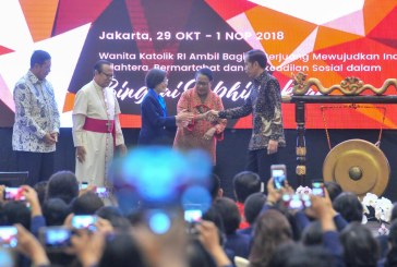 Sibuknya Jokowi Klarifikasi Isu PKI (bag 3)