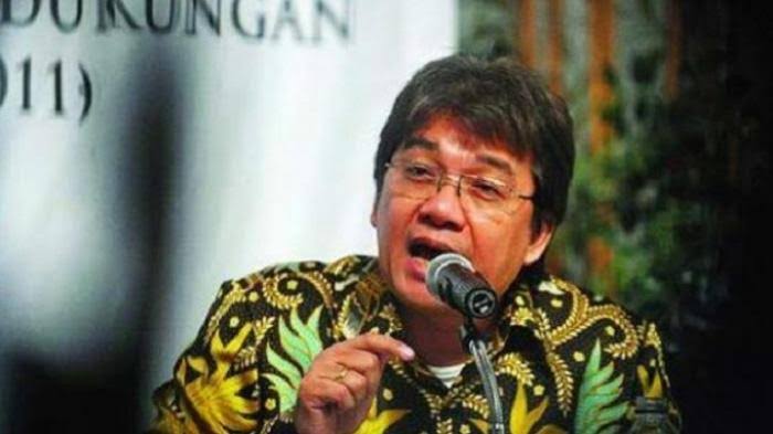 LSI Denny JA: Dukungan UAS Tak Akan Berpengaruh Pada Elektabilitas Prabowo
