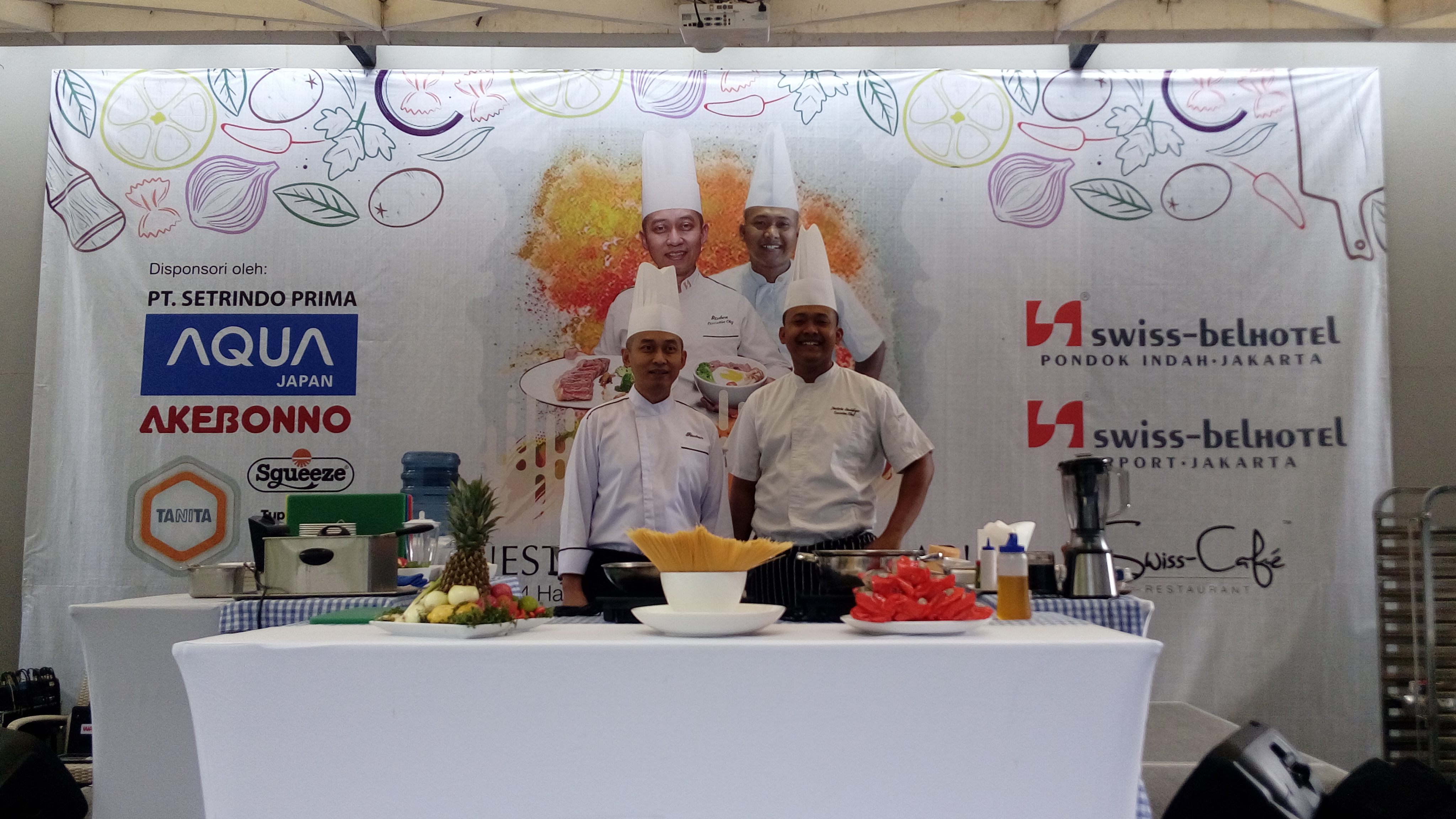 Dua Chef Handal Hadir di Swiss-belhotel Pondok Indah