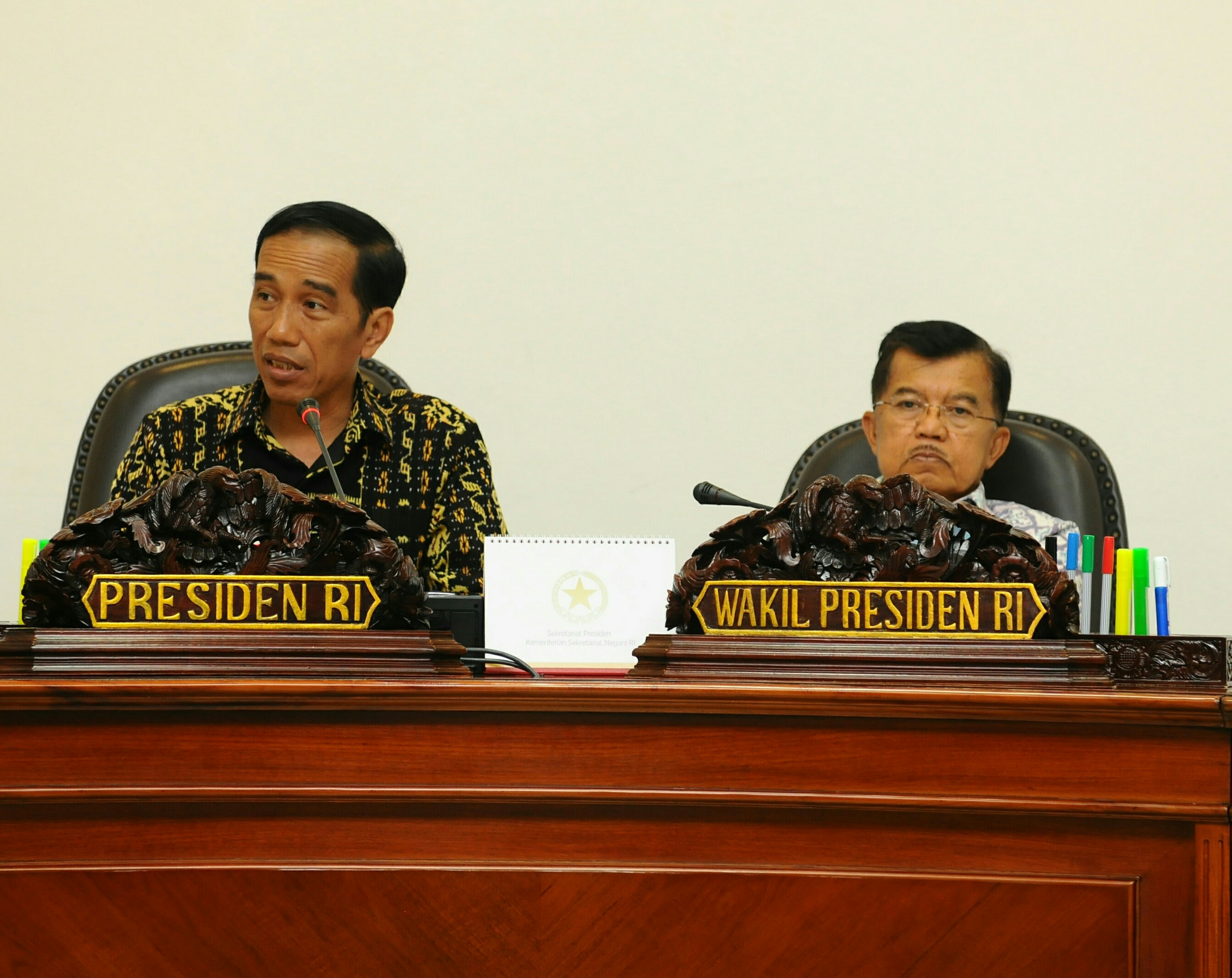 Jokowi Akan Reshuffle Menteri yang Namanya Terseret Kasus Korupsi