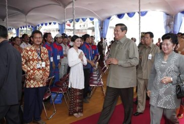 Ani Yudhoyono yang Bersahaja