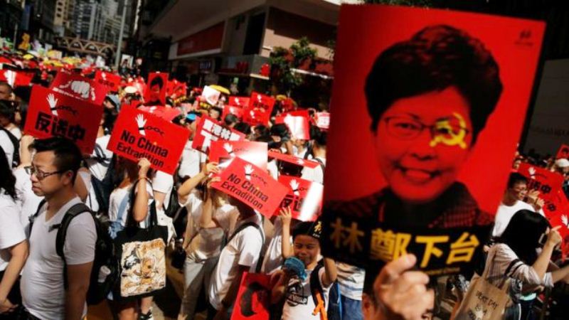 Jutaan Rakyat Hong Kong Menentang RUU Ekstradisi ke China