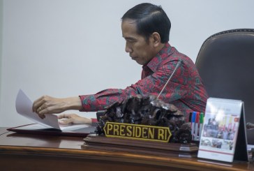 Menanti Keputusan Amnesti Jokowi untuk Baiq Nuril