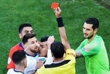 Heboh! Messi Diganjar Kartu Merah dalam Laga Kasar