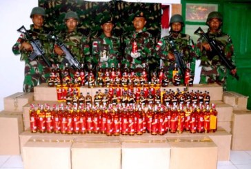 Kostrad Amankan 2.040 Botol Miras Illegal di Perbatasan RI-PNG
