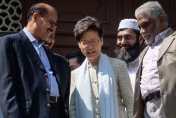 Masjid Kena Semprot Meriam Air, Pemimpin Hong Kong Minta Maaf