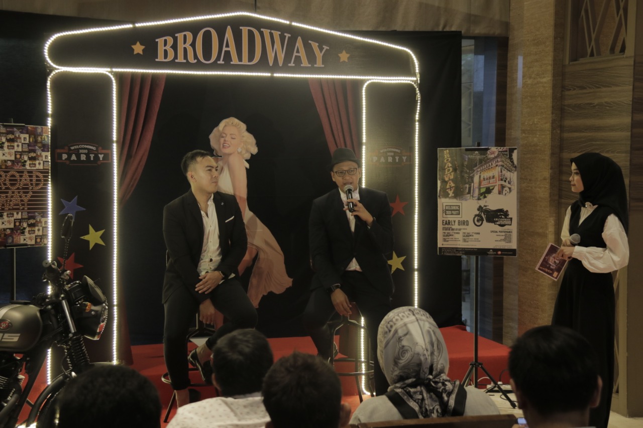 Jadikan Momen Pergantian Tahun dengan Broadway Night di Hotel GranDhika Iskandarsyah Jakarta