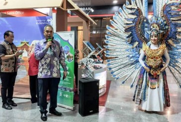 Tingkatkan Kunjungan Wisman Kemenparekraf Buka Layanan Informasi Wisata di Malaysia