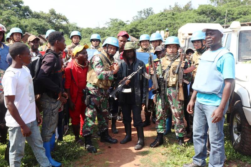 Operasi Satgas TNI Dapatkan 58 Senjata Api di Kongo