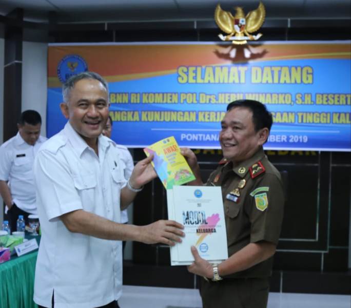 Jajaran Kejaksaan Tinggi Kalimantan Barat Siap Menjadi Penyuluh P4GN