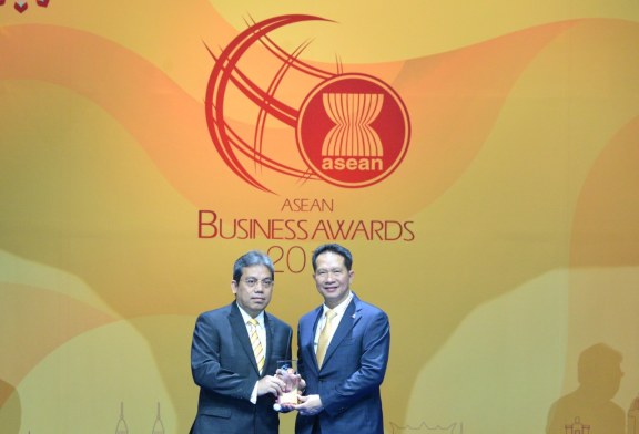 BCA Raih ASEAN Business Awards 2019