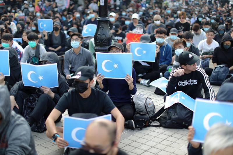 Hong Kong Kecam Kebrutalan China Atas Muslim Uighur!