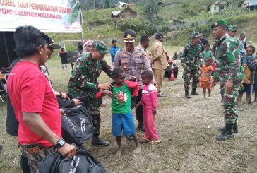 TNI-Polri Gelar Baksos di Distrik Sugapa, Papua