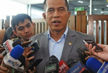 Pimpinan Komisi I DPR Prihatin Terbaliknya Kapal Wartawan Istana di Labuan Bajo